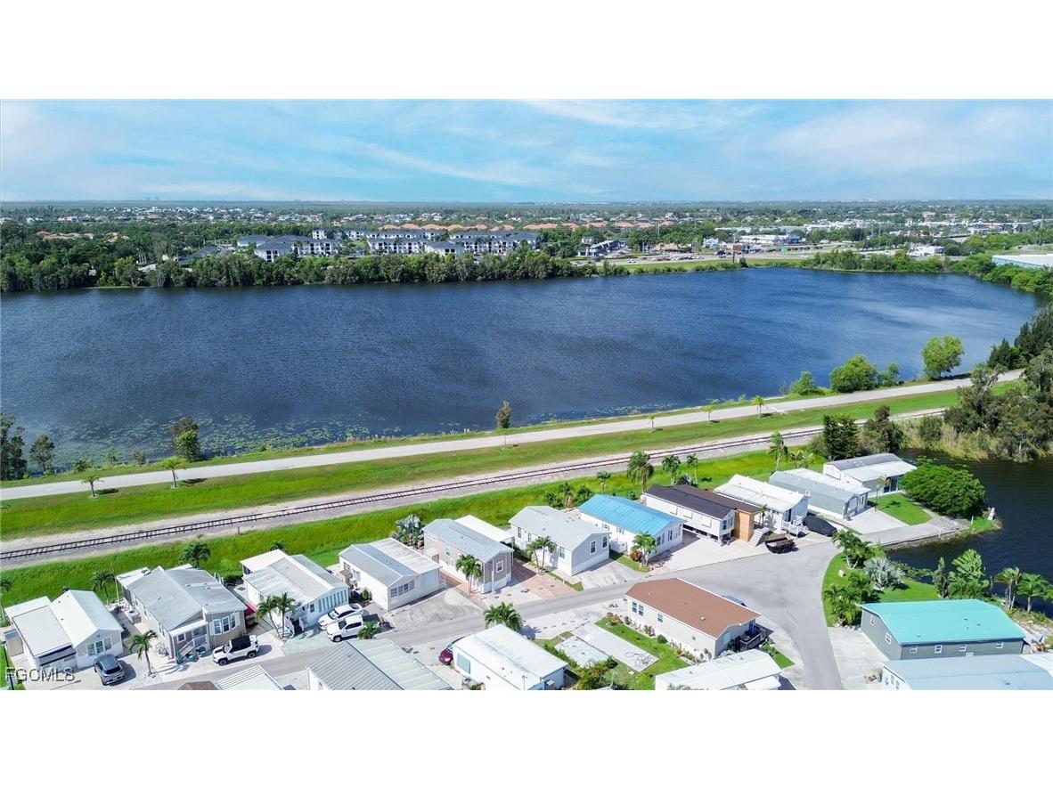 17138 Casselberry Lane Fort Myers FL 33967 2025024890 image24