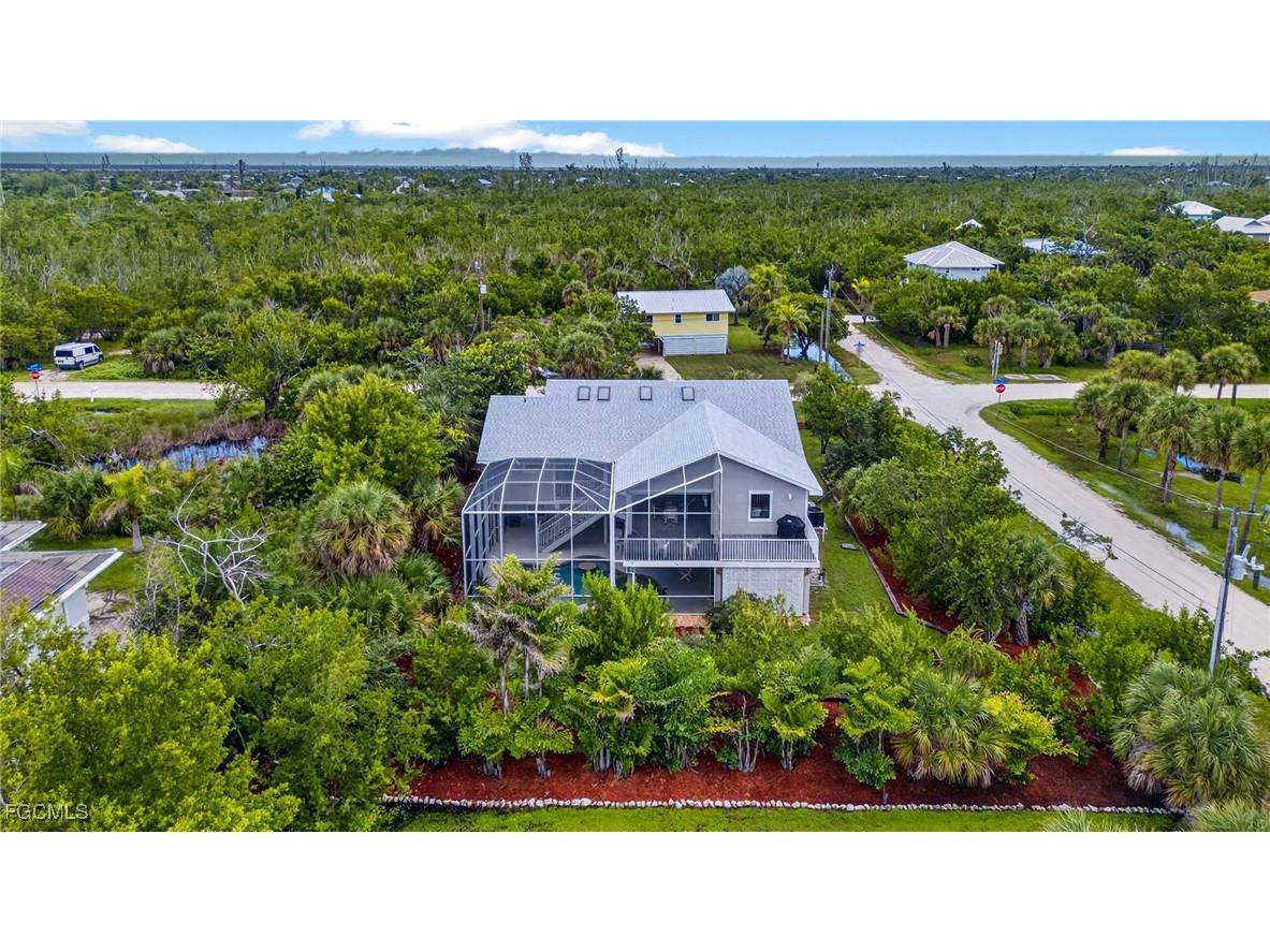 1714 Atlanta Plaza Drive Sanibel FL 33957 2025010281 image1