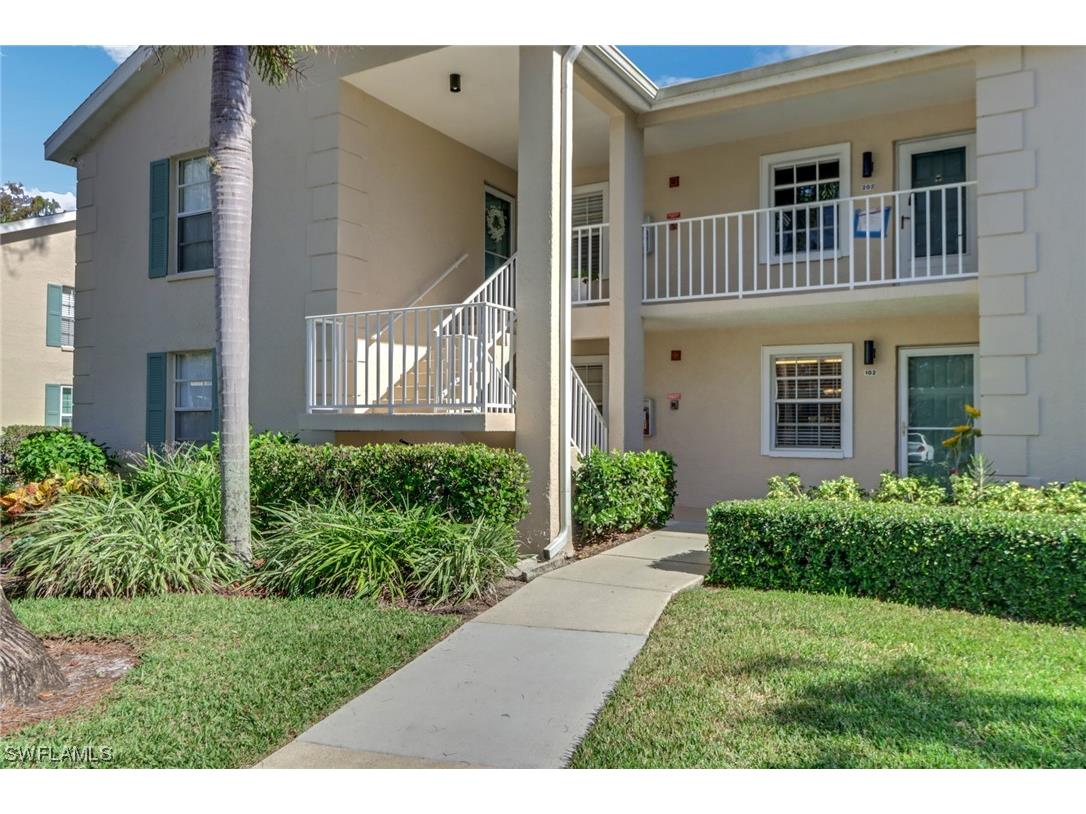 1714 Kings Lake Boulevard #2-102 Naples FL 34112 223084081 image1