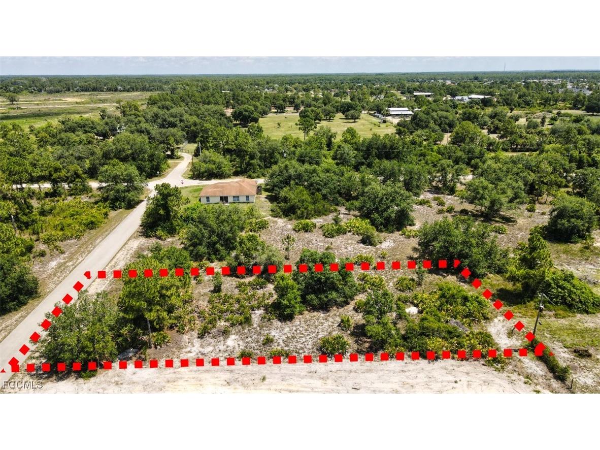 1714 Plumosa Avenue Lehigh Acres FL 33972 2025017746 image4