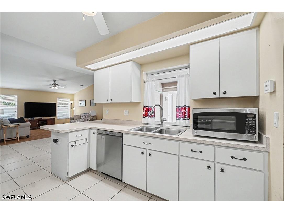 1714 SE 21st Terrace Cape Coral FL 33990 226022585 image8