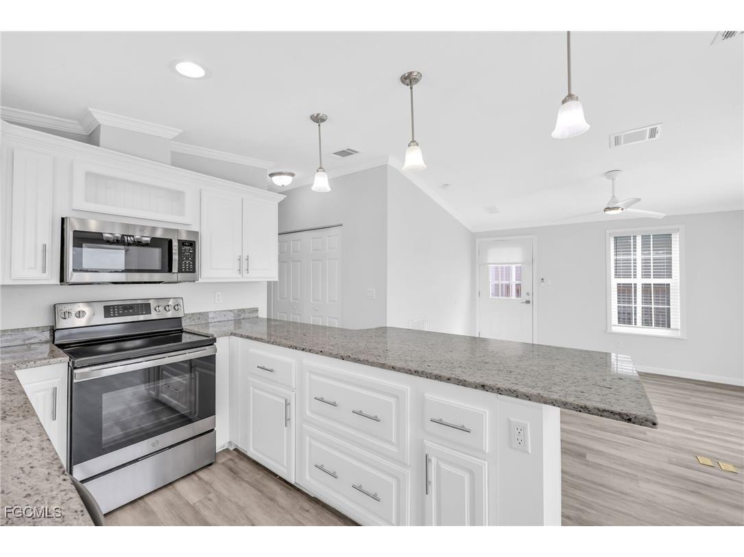 17142 Casselberry Lane Fort Myers FL 33967 2025013610 image5