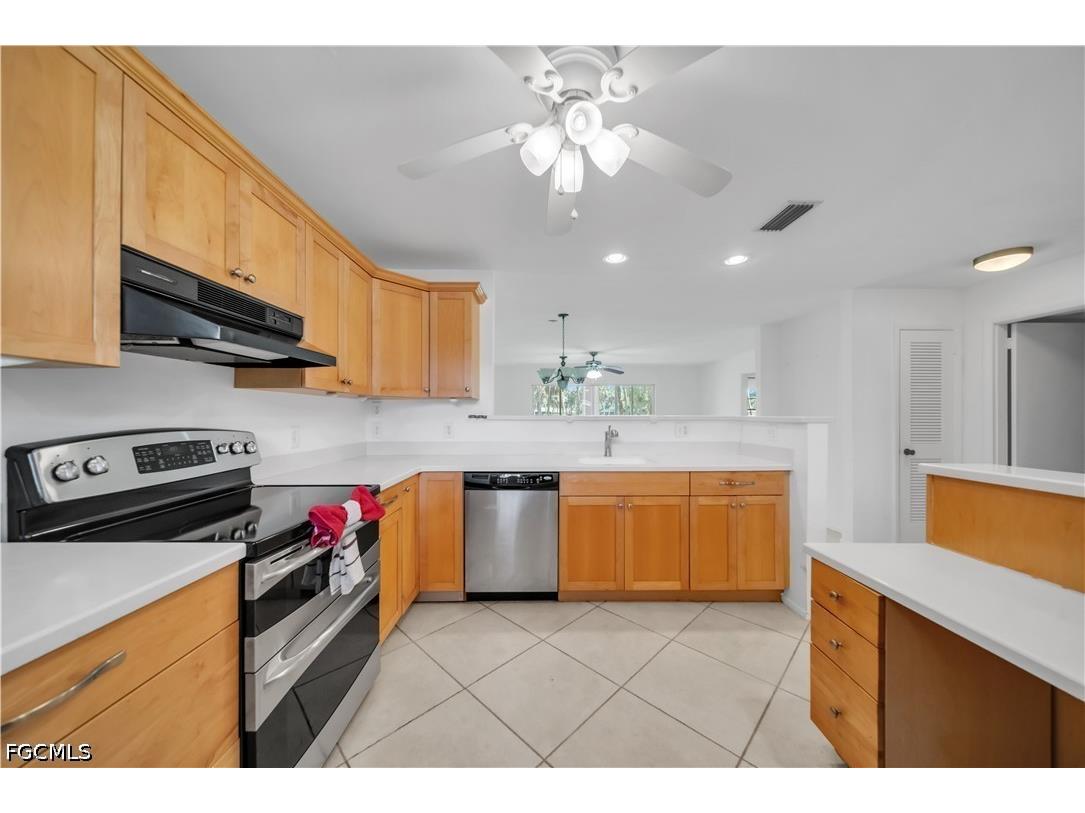 1715 Golf Club Drive #2 North Fort Myers FL 33903 2026023422 image10