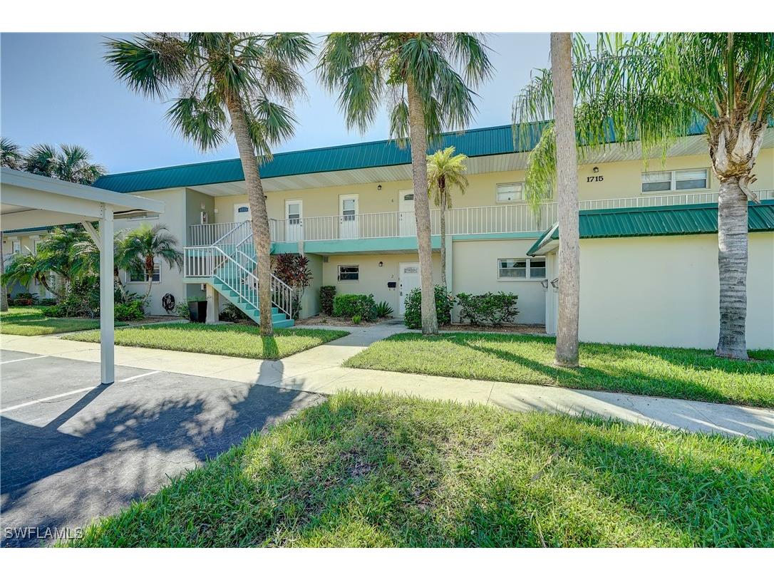 1715 Golf Club Drive #2 North Fort Myers FL 33903 224083777 image1