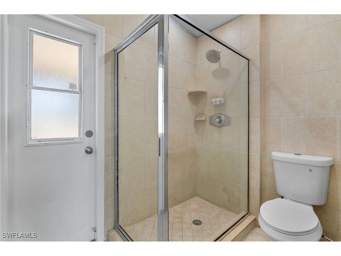 1715 NE 2nd Avenue Cape Coral FL 33909 225080249 image13