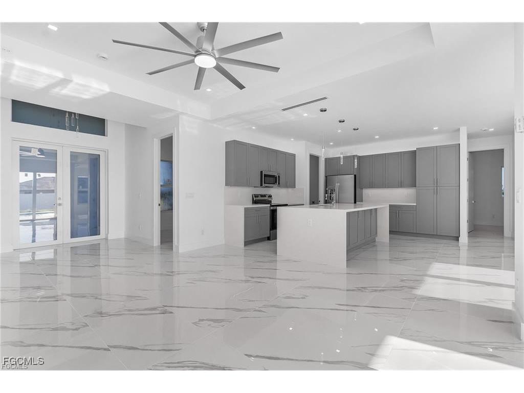 1715 NE 2nd Place Cape Coral FL 33909 2025023436 image19