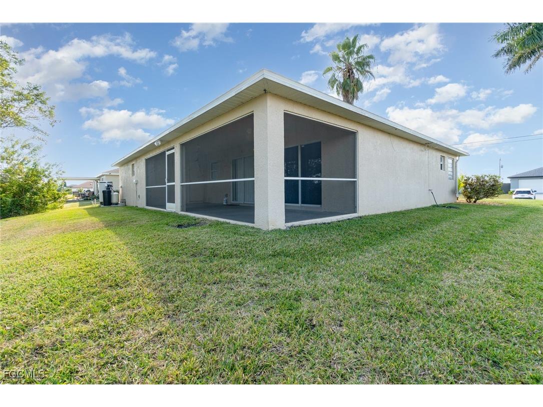1715 NW 9th Place Cape Coral FL 33993 2025021184 image24