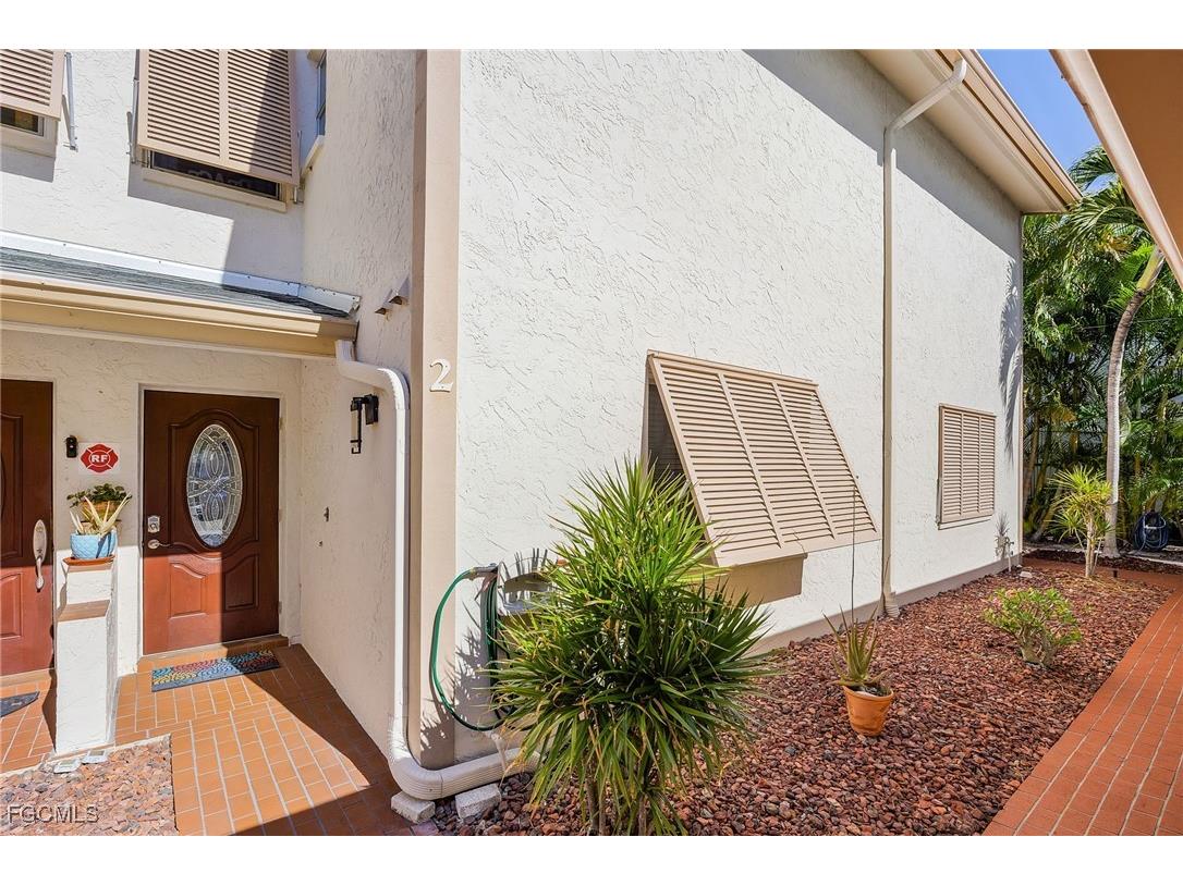 1715 SE 46th Lane #2 Cape Coral FL 33904 2025025518 image1