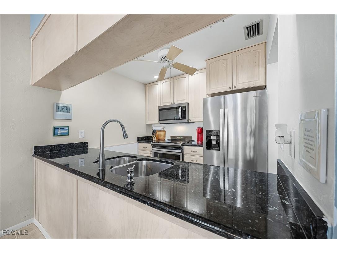 1715 SE 46th Lane #2 Cape Coral FL 33904 2025025518 image10