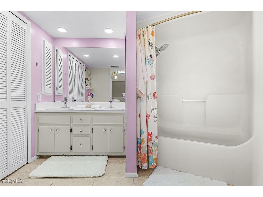 1715 SE 46th Lane #2 Cape Coral FL 33904 2025025518 image32