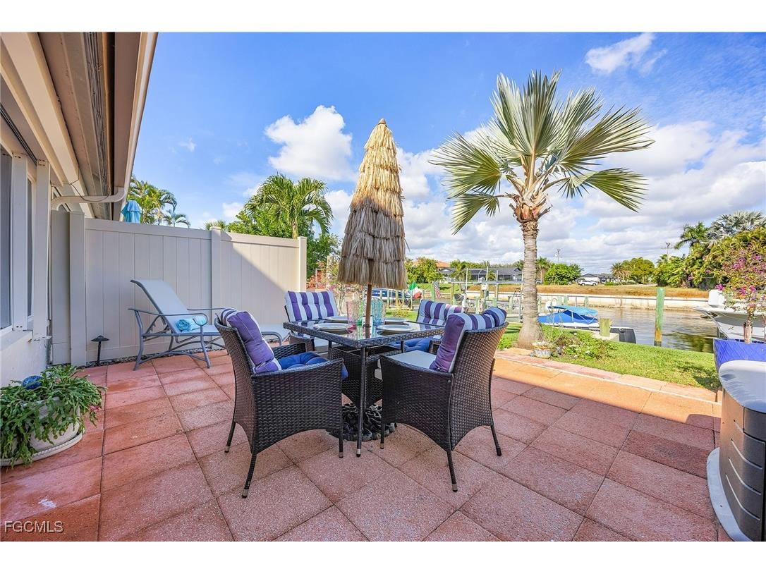 1715 SE 46th Lane #2 Cape Coral FL 33904 2025025518 image36