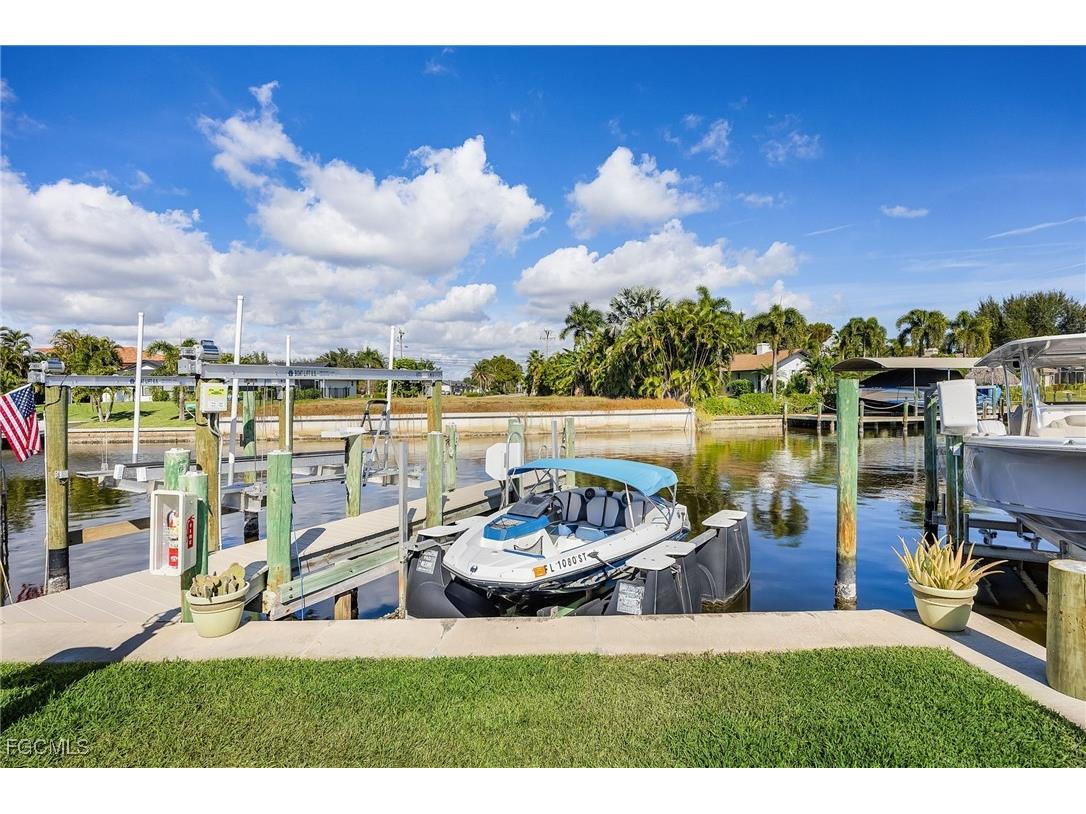 1715 SE 46th Lane #2 Cape Coral FL 33904 2025025518 image43