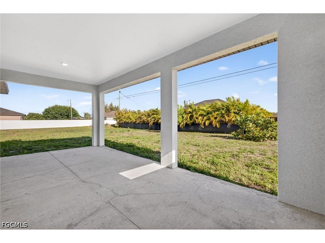 1715 SW 3rd Street Cape Coral FL 33991 2026017613 image23