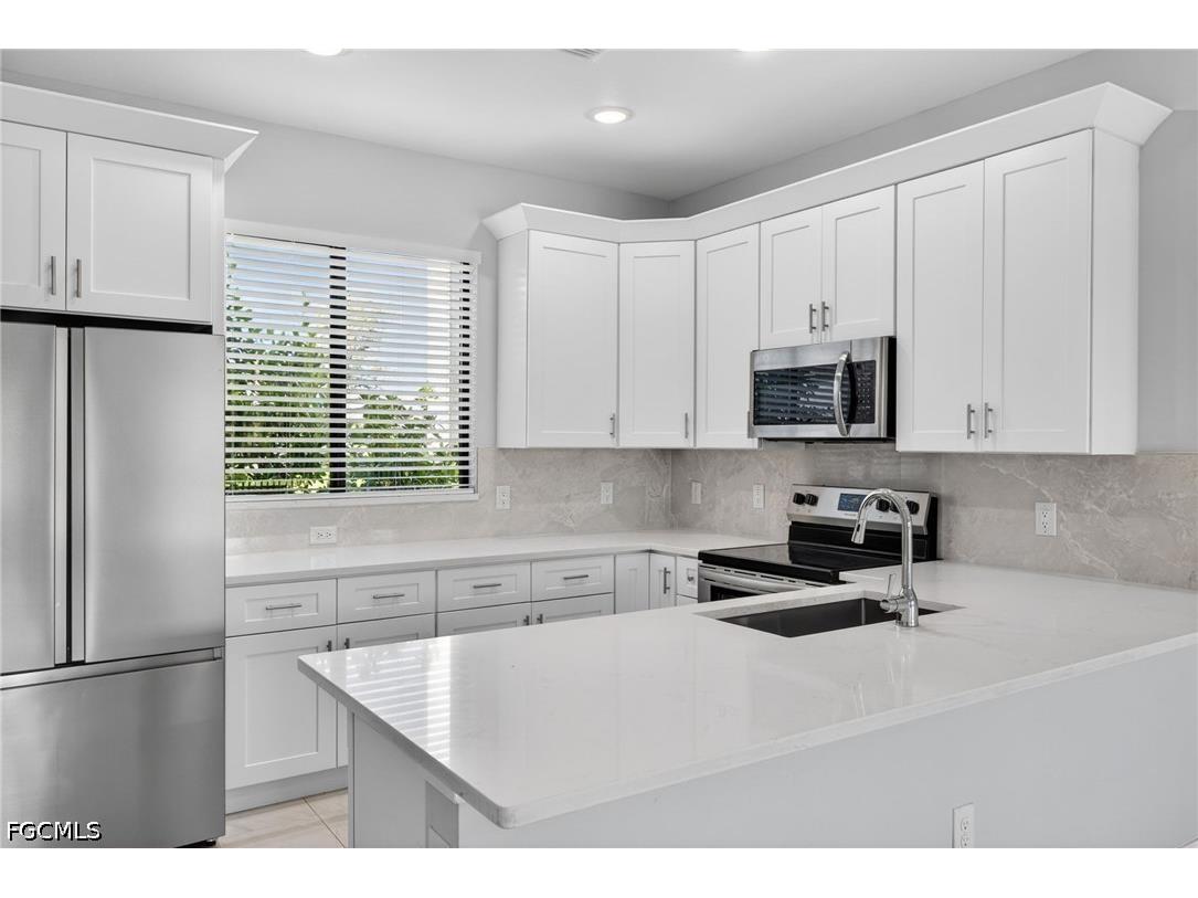 1715 SW 3rd Street Cape Coral FL 33991 2026017613 image8
