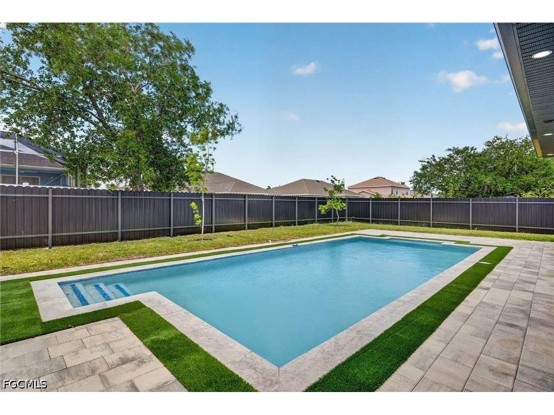 1715 SW 4th Street Cape Coral FL 33991 2026018742 image35