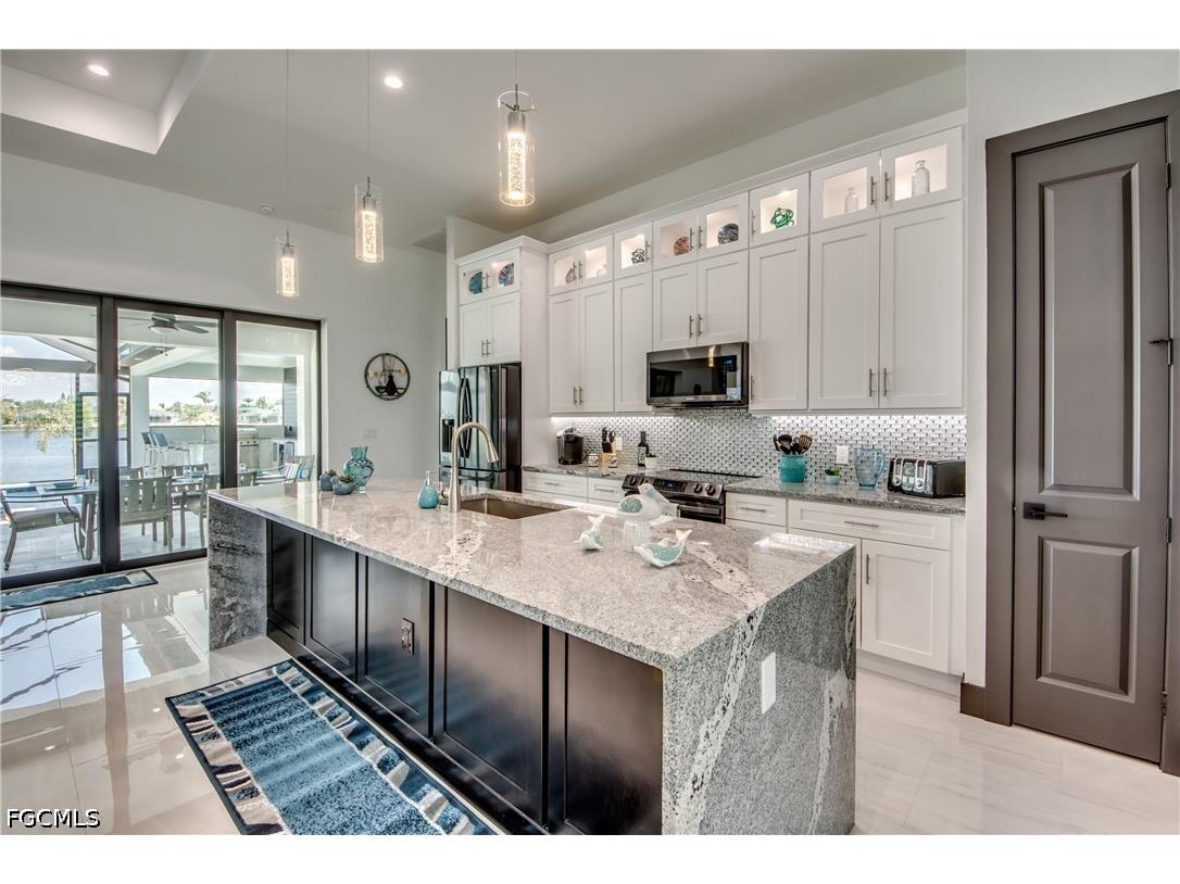 1715 SW 6th Avenue Cape Coral FL 33991 2026015627 image13