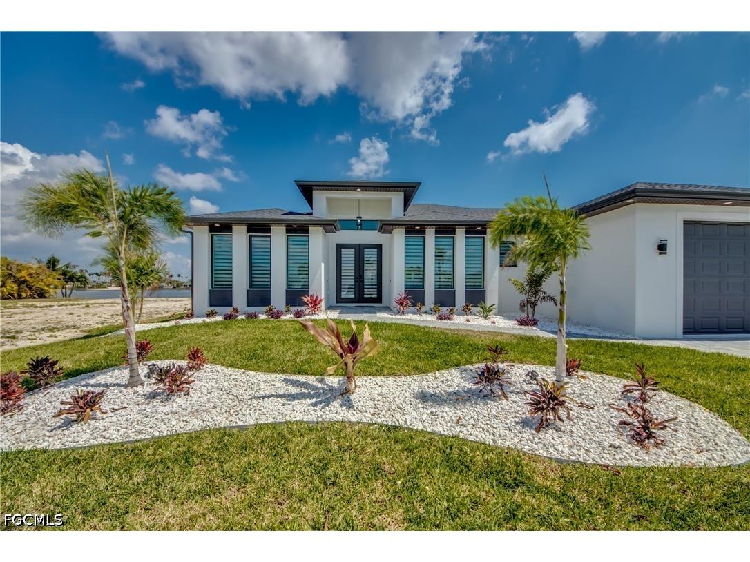 1715 SW 6th Avenue Cape Coral FL 33991 2026015627 image2