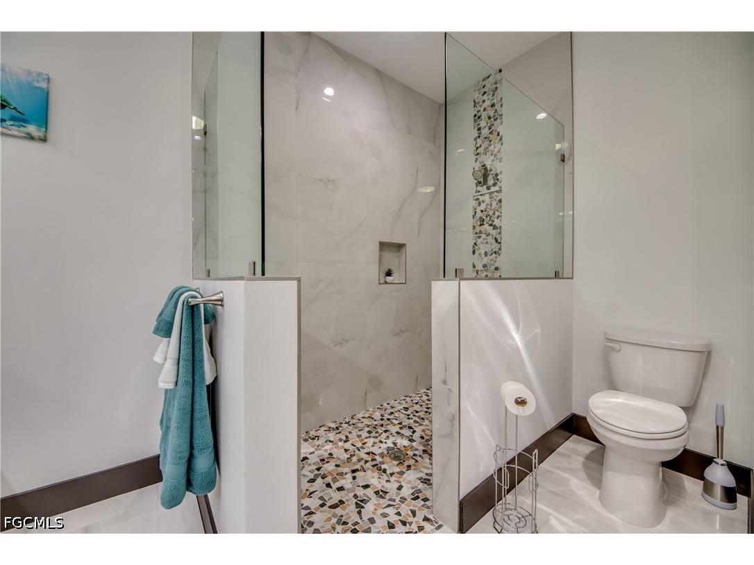1715 SW 6th Avenue Cape Coral FL 33991 2026015627 image23