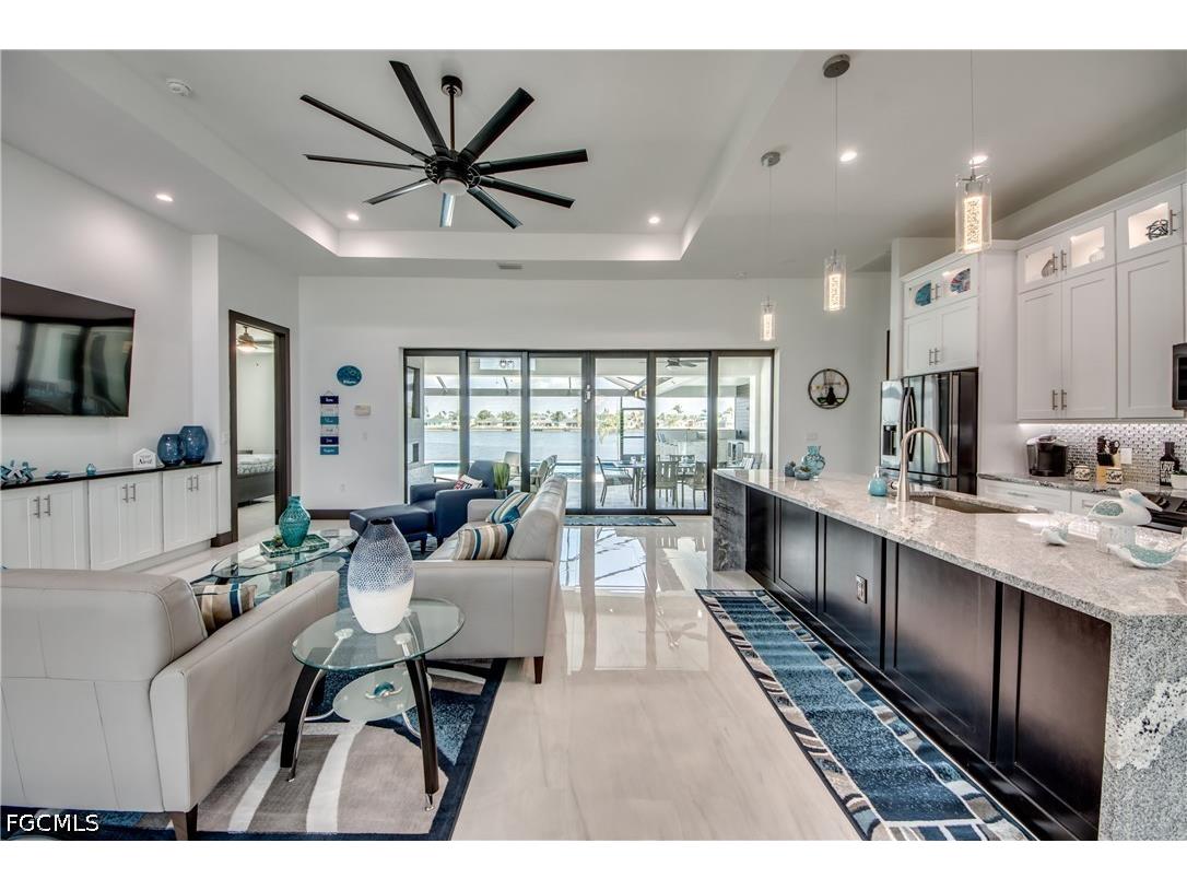 1715 SW 6th Avenue Cape Coral FL 33991 2026015627 image3