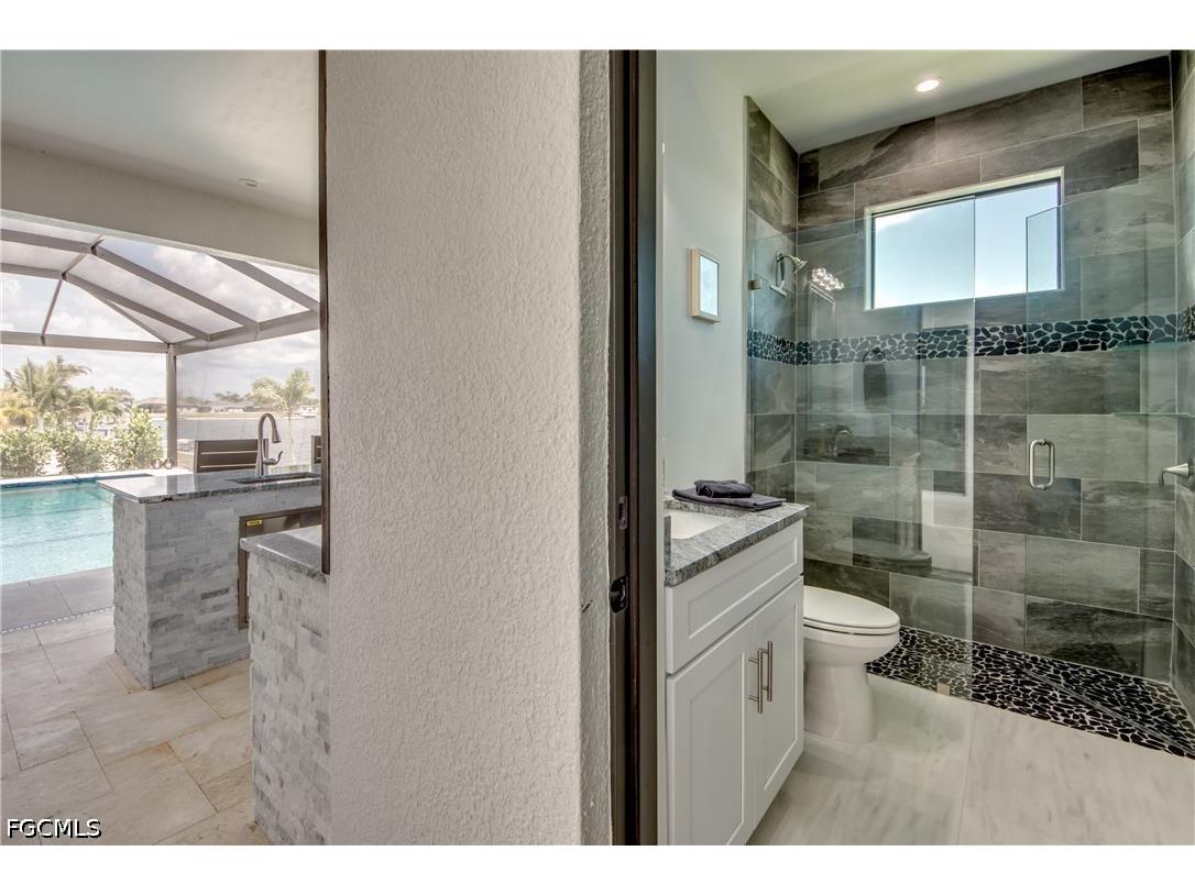 1715 SW 6th Avenue Cape Coral FL 33991 2026015627 image32