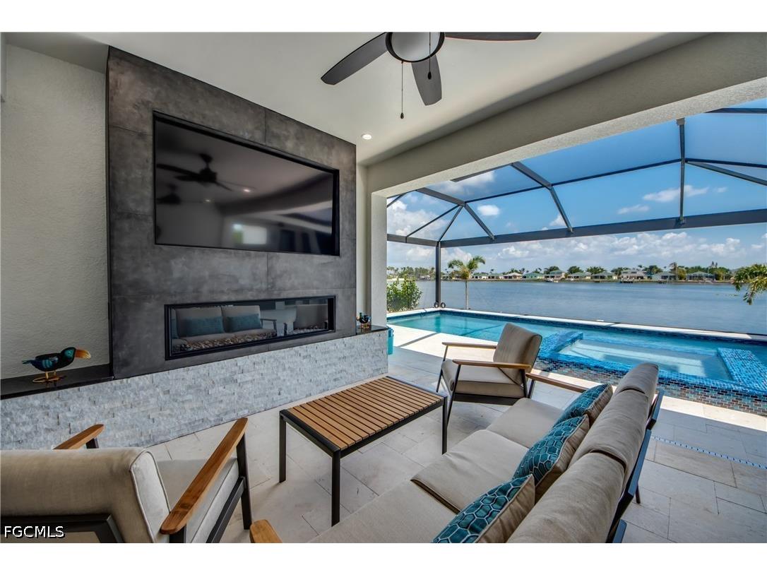 1715 SW 6th Avenue Cape Coral FL 33991 2026015627 image38