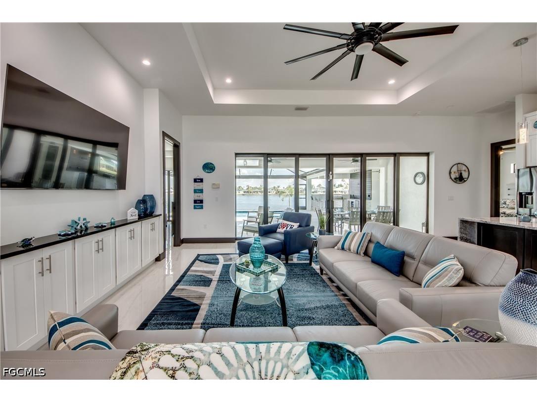 1715 SW 6th Avenue Cape Coral FL 33991 2026015627 image5