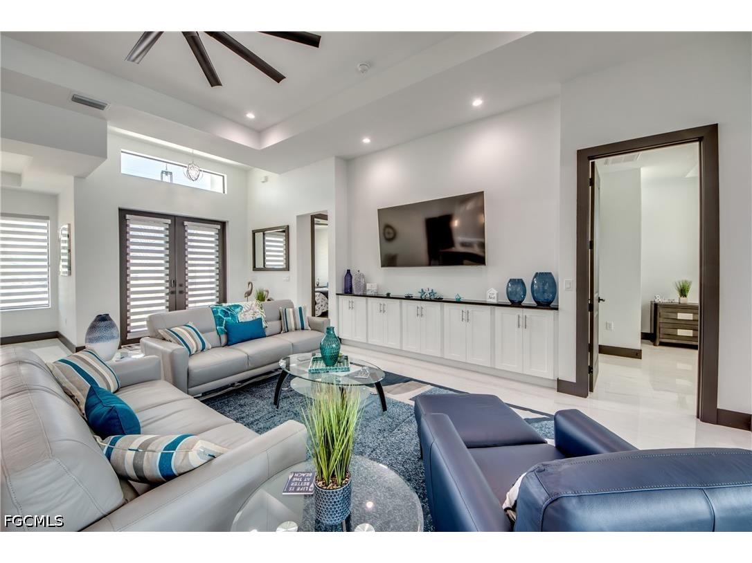 1715 SW 6th Avenue Cape Coral FL 33991 2026015627 image8