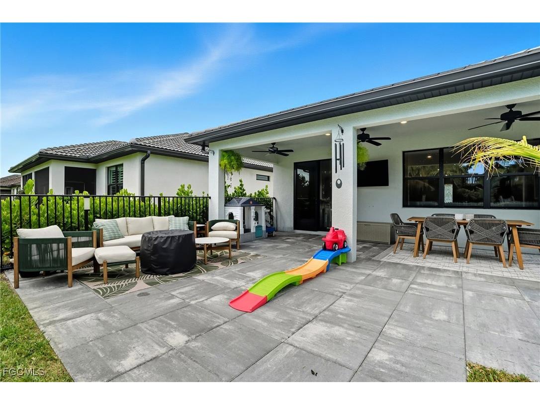 17153 Ashford Terrace Fort Myers FL 33967 2025011912 image32