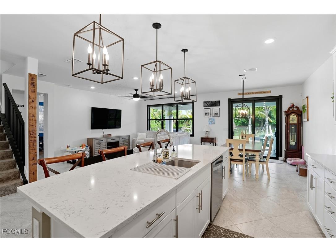 17153 Ashford Terrace Fort Myers FL 33967 2025011912 image5