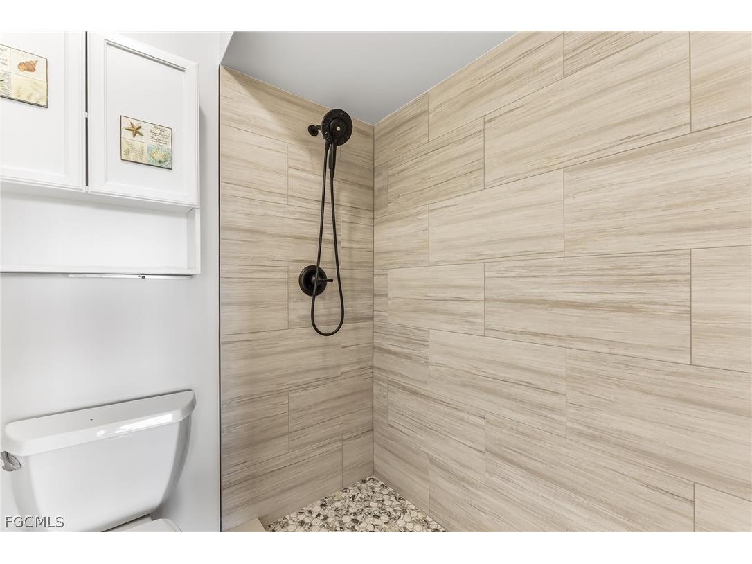 17156 Ravens Roost #11 Fort Myers FL 33908 2026010189 image3