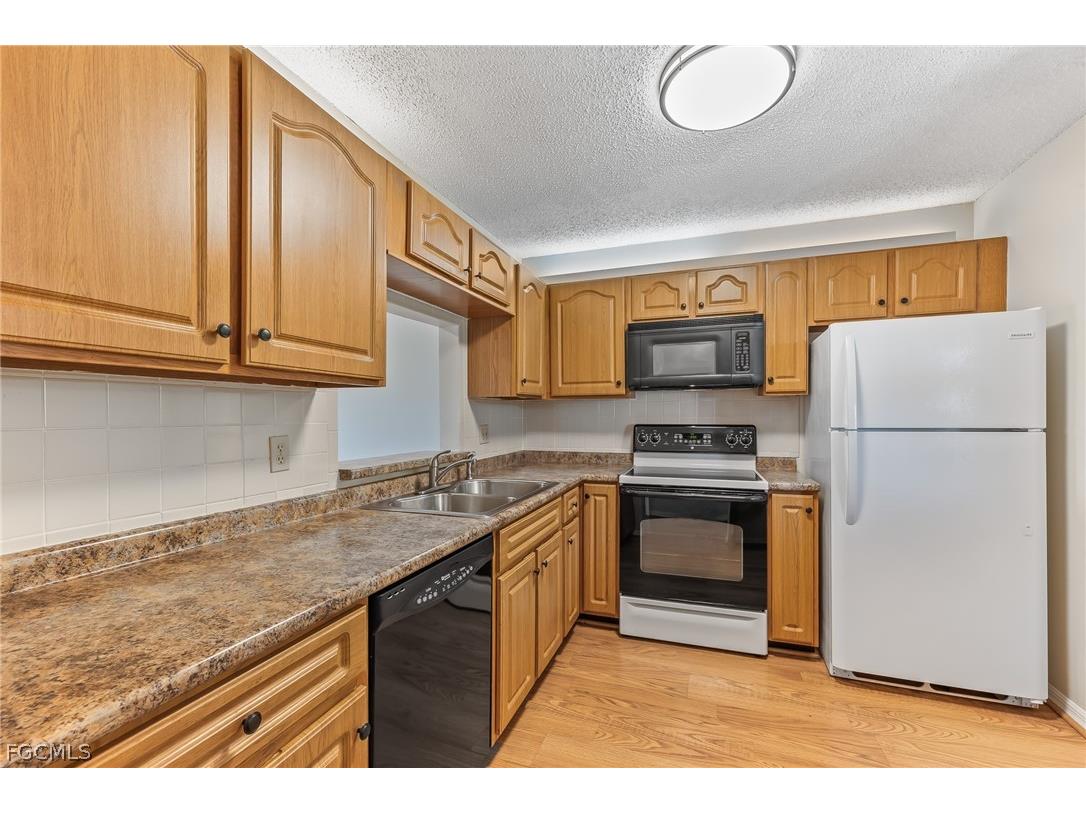 17156 Ravens Roost #11 Fort Myers FL 33908 2026010189 image5