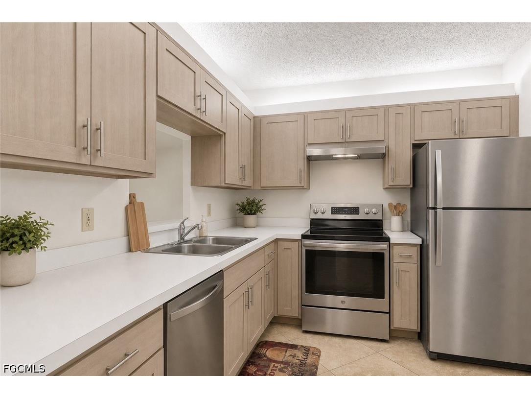 17156 Ravens Roost #5 Fort Myers FL 33908 2026029297 image3