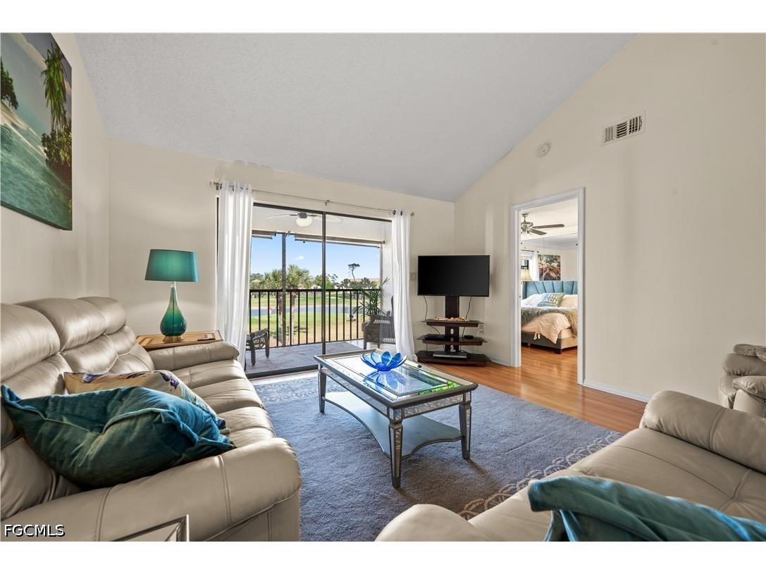17156 Ravens Roost #8 Fort Myers FL 33908 2026015417 image2