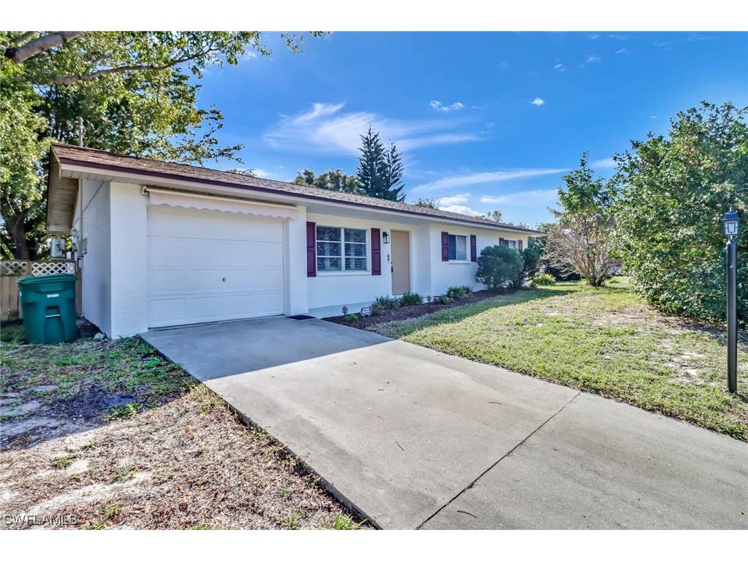 1716 49th Street SW Naples FL 34116 224014806 image1