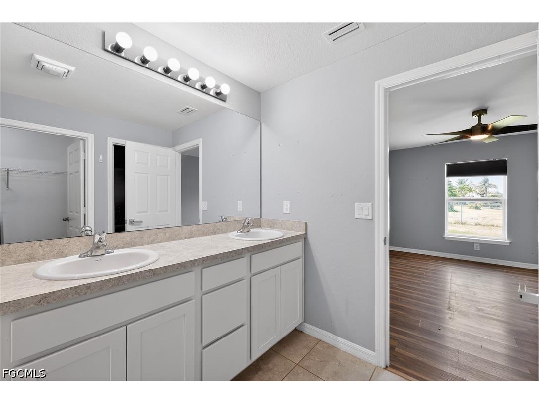 1716 NW 29th Street Cape Coral FL 33993 2026019943 image13