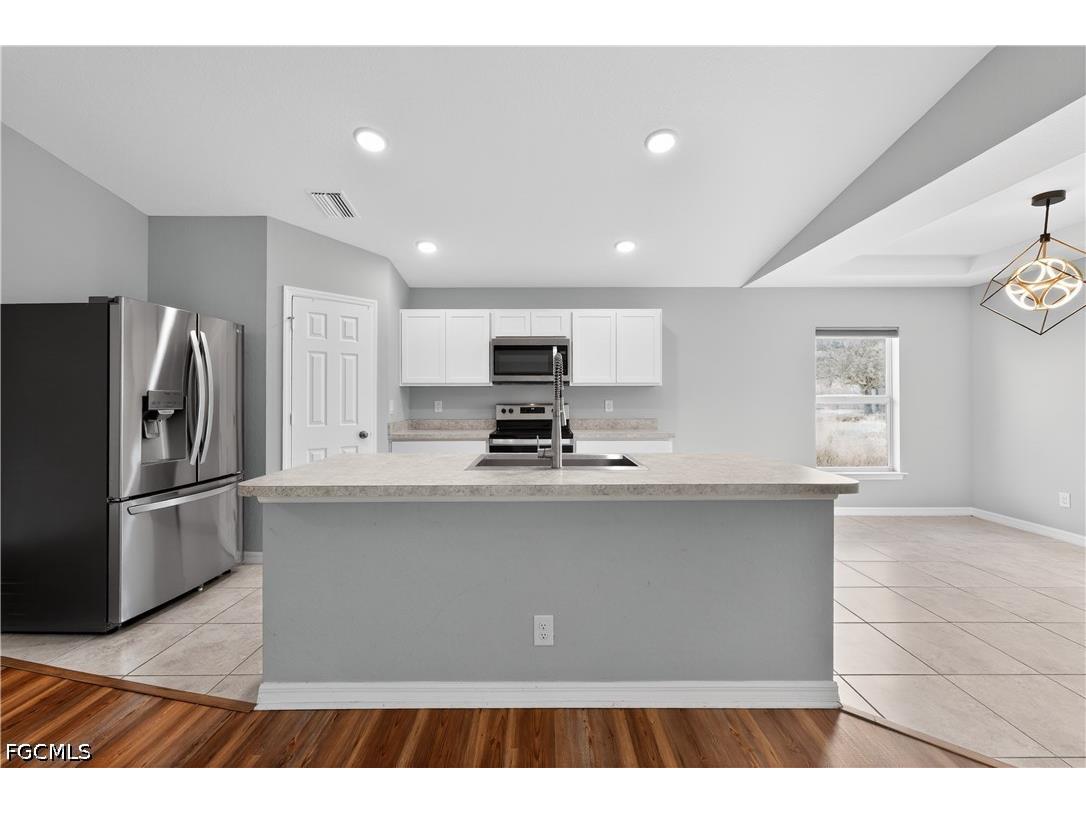 1716 NW 29th Street Cape Coral FL 33993 2026019943 image7