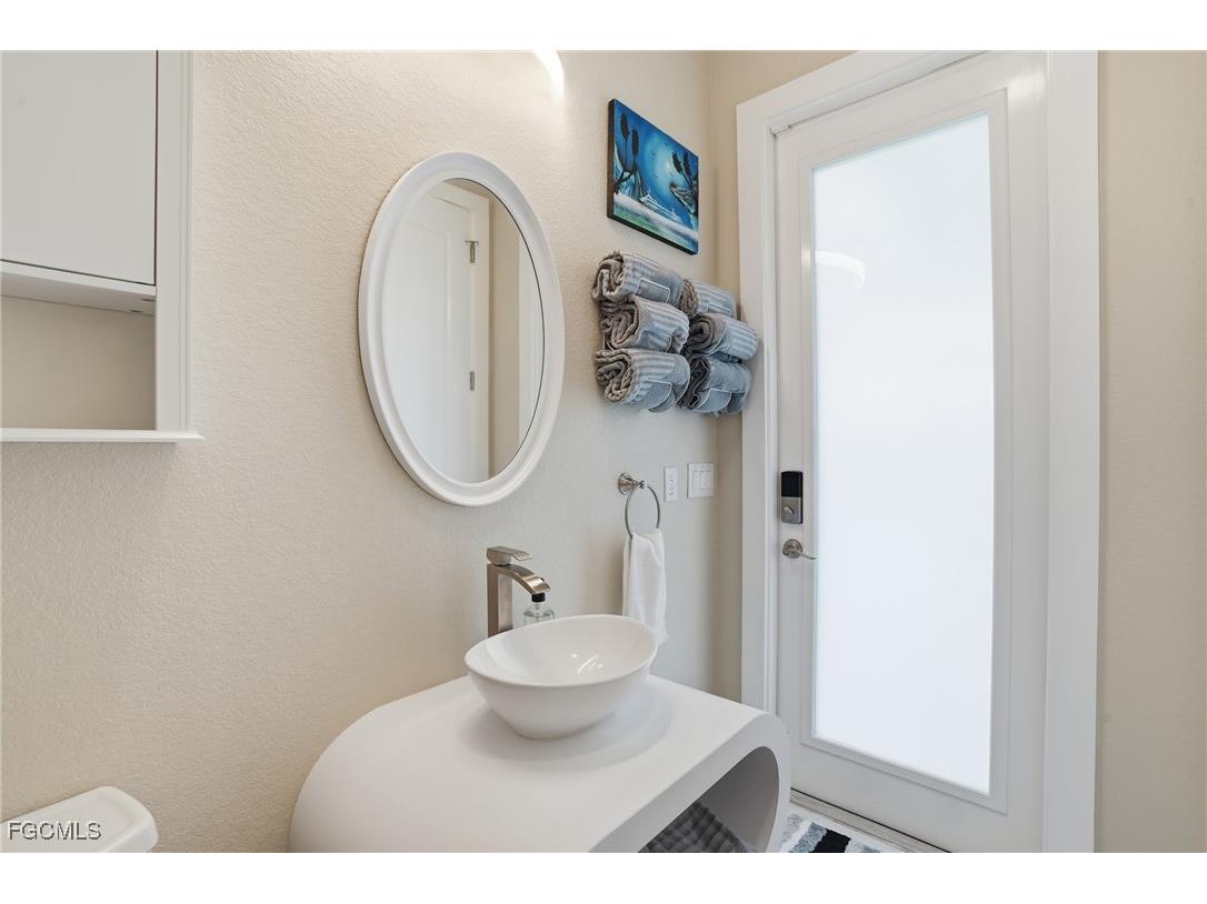 1716 NW 34th Avenue Cape Coral FL 33993 2025023201 image27