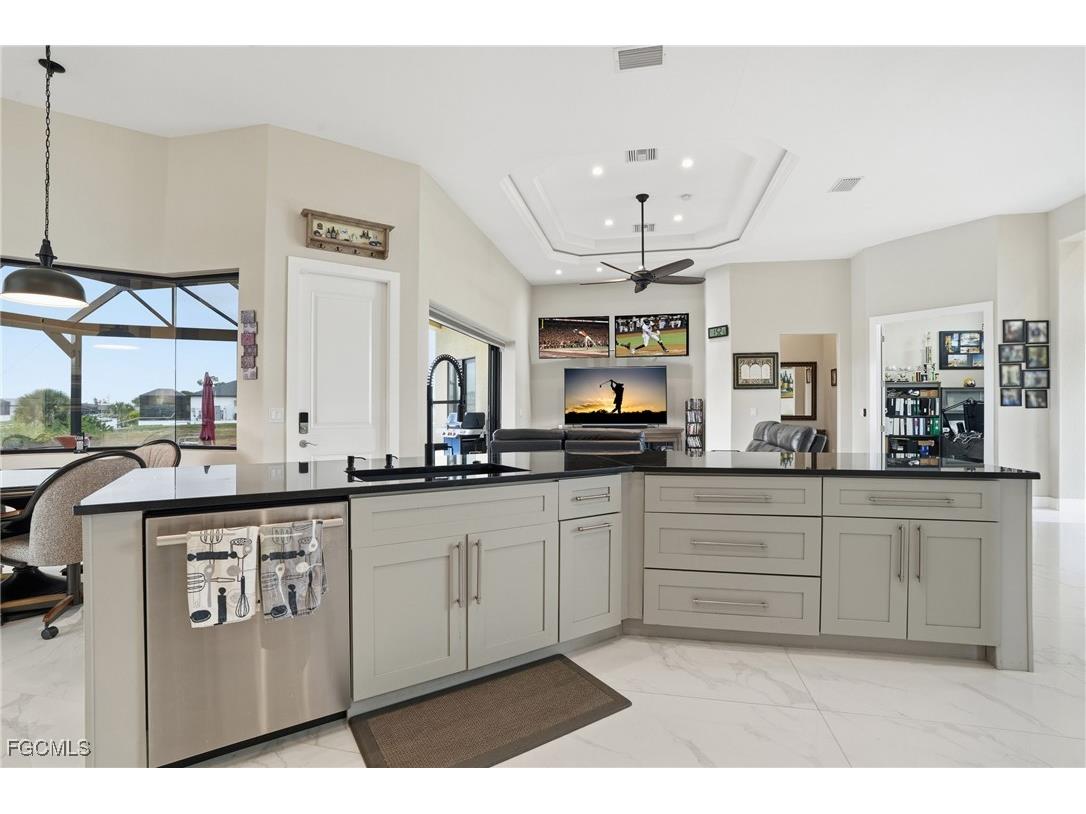 1716 NW 34th Avenue Cape Coral FL 33993 2025023201 image8