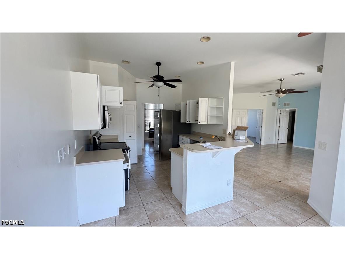 1716 SW 3rd Place Cape Coral FL 33991 2026020625 image10