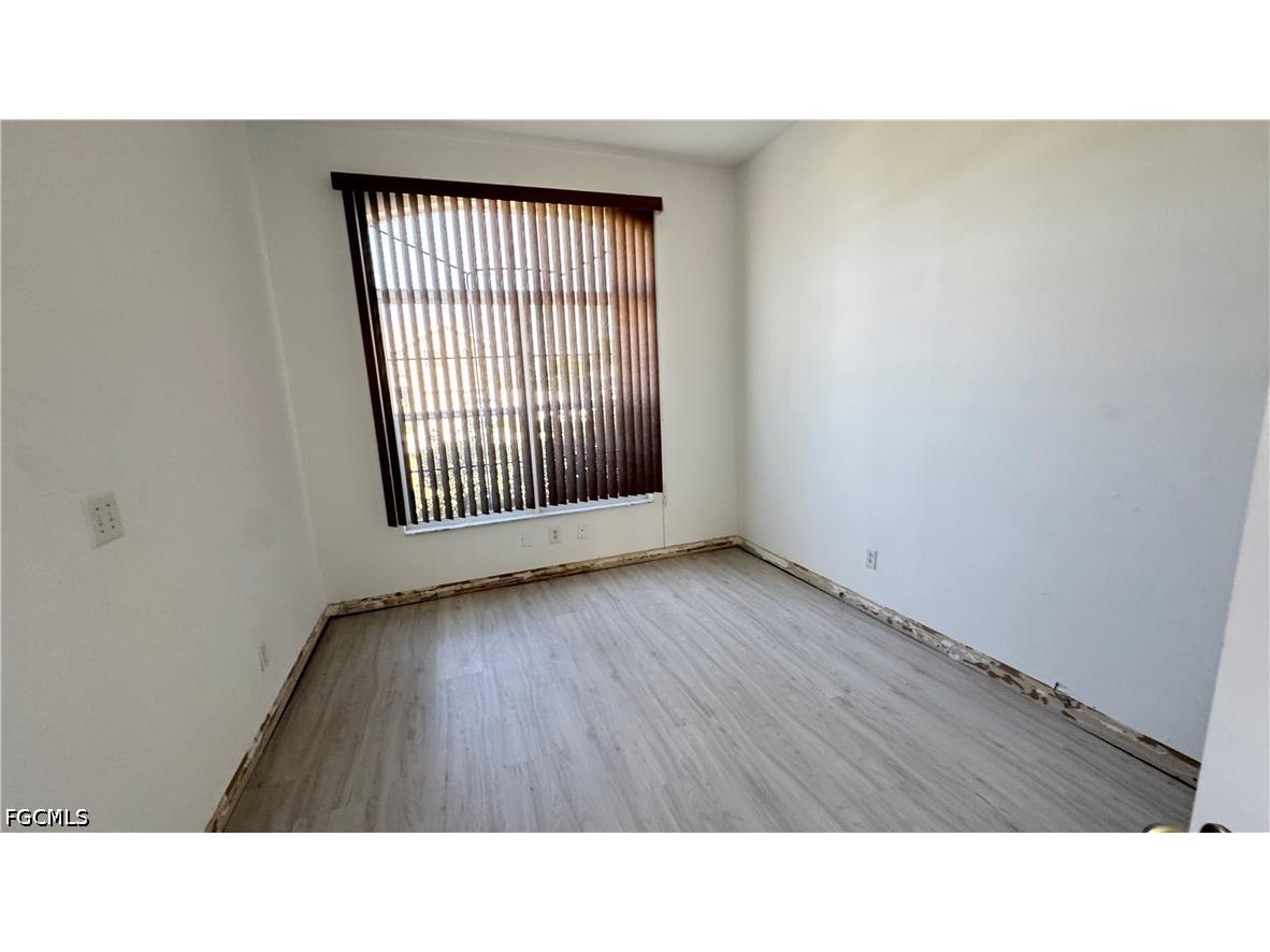 1716 SW 3rd Place Cape Coral FL 33991 2026020625 image9