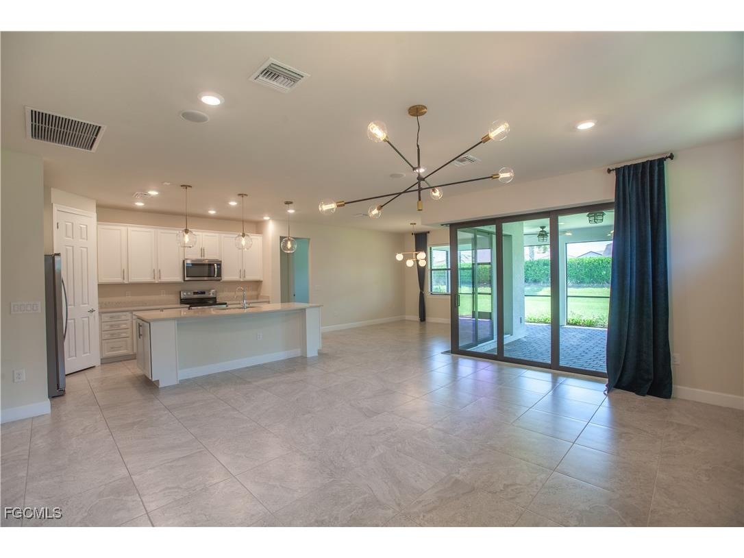 17161 Anesbury Place Fort Myers FL 33967 2025020080 image5