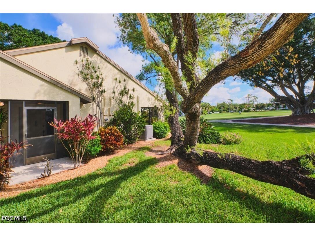 1717 Bent Tree Circle Fort Myers FL 33907 2026024144 image2