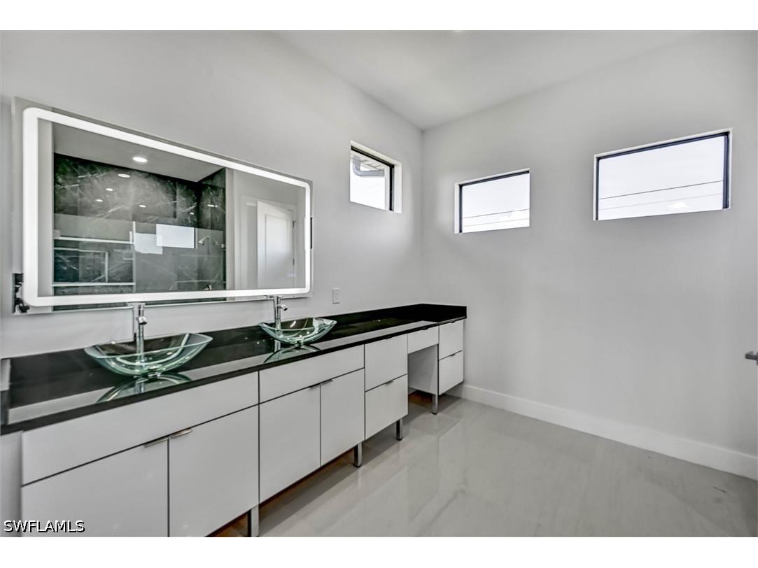 1717 Chiquita Boulevard N Cape Coral FL 33993 226024003 image18