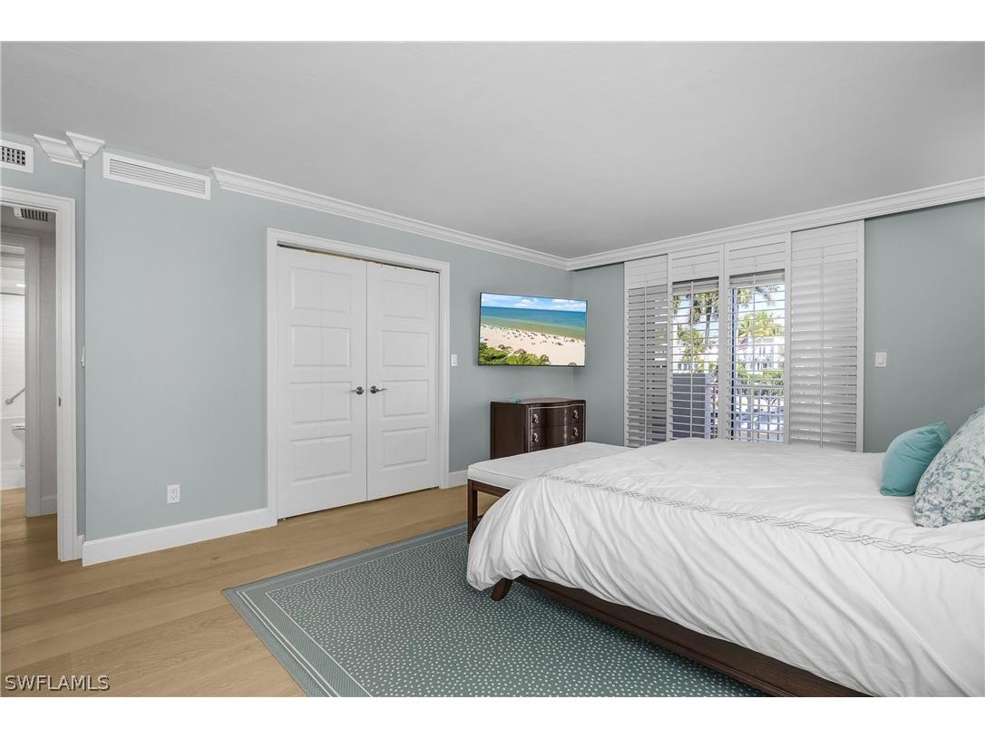 1717 Gulf Shore Boulevard N #101 Naples FL 34102 226006560 image16