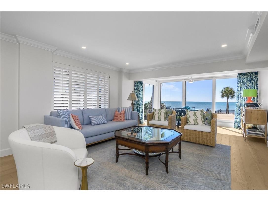 1717 Gulf Shore Boulevard N #101 Naples FL 34102 226006560 image3