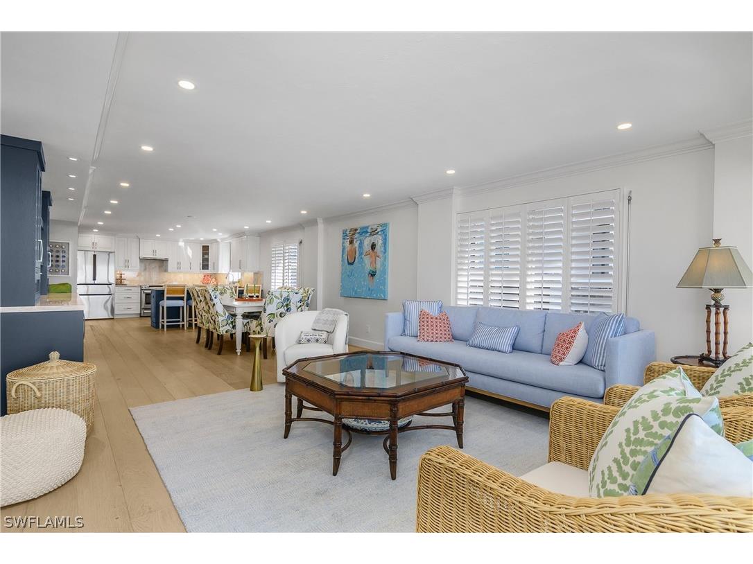 1717 Gulf Shore Boulevard N #101 Naples FL 34102 226006560 image6