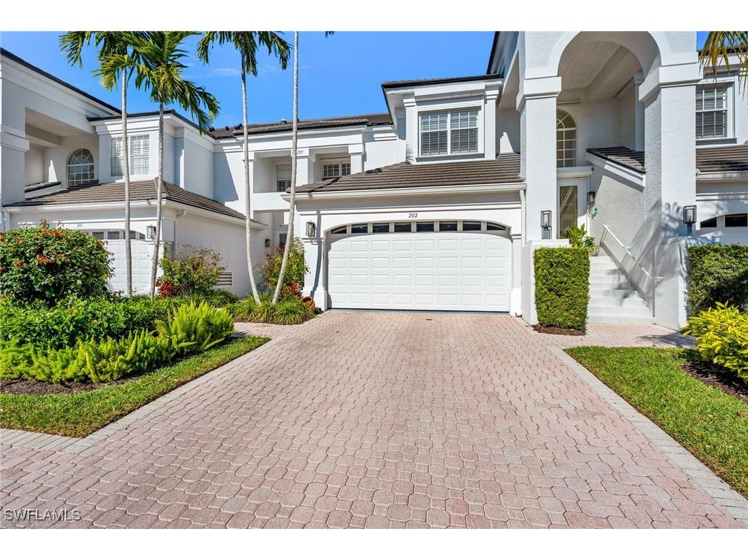 1717 Gulfstar Drive S #202 Naples FL 34112 226003477 image1