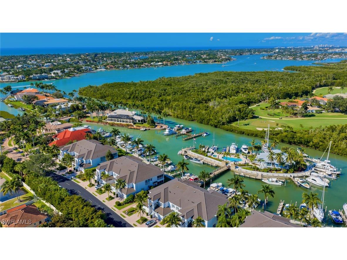 1717 Gulfstar Drive S #202 Naples FL 34112 226003477 image2