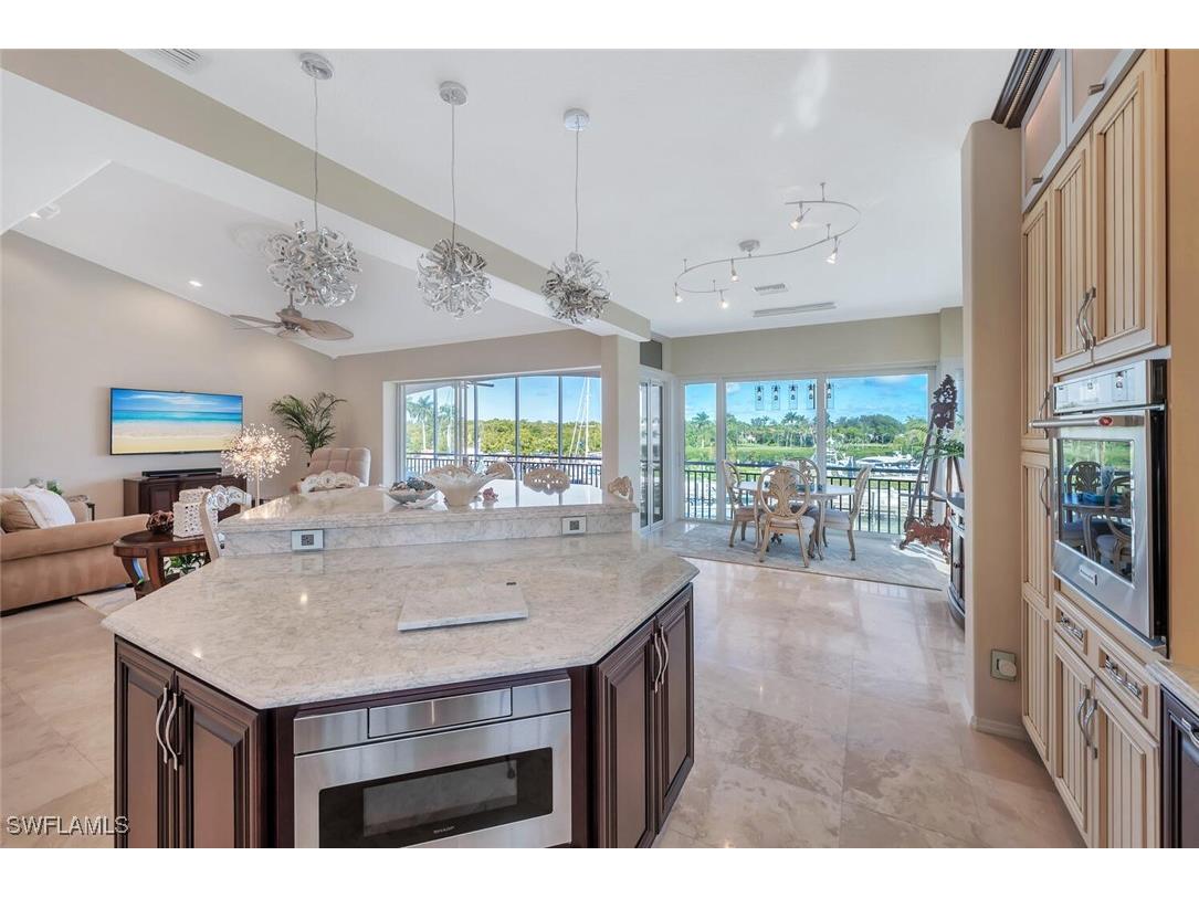1717 Gulfstar Drive S #204 Naples FL 34112 226000993 image2