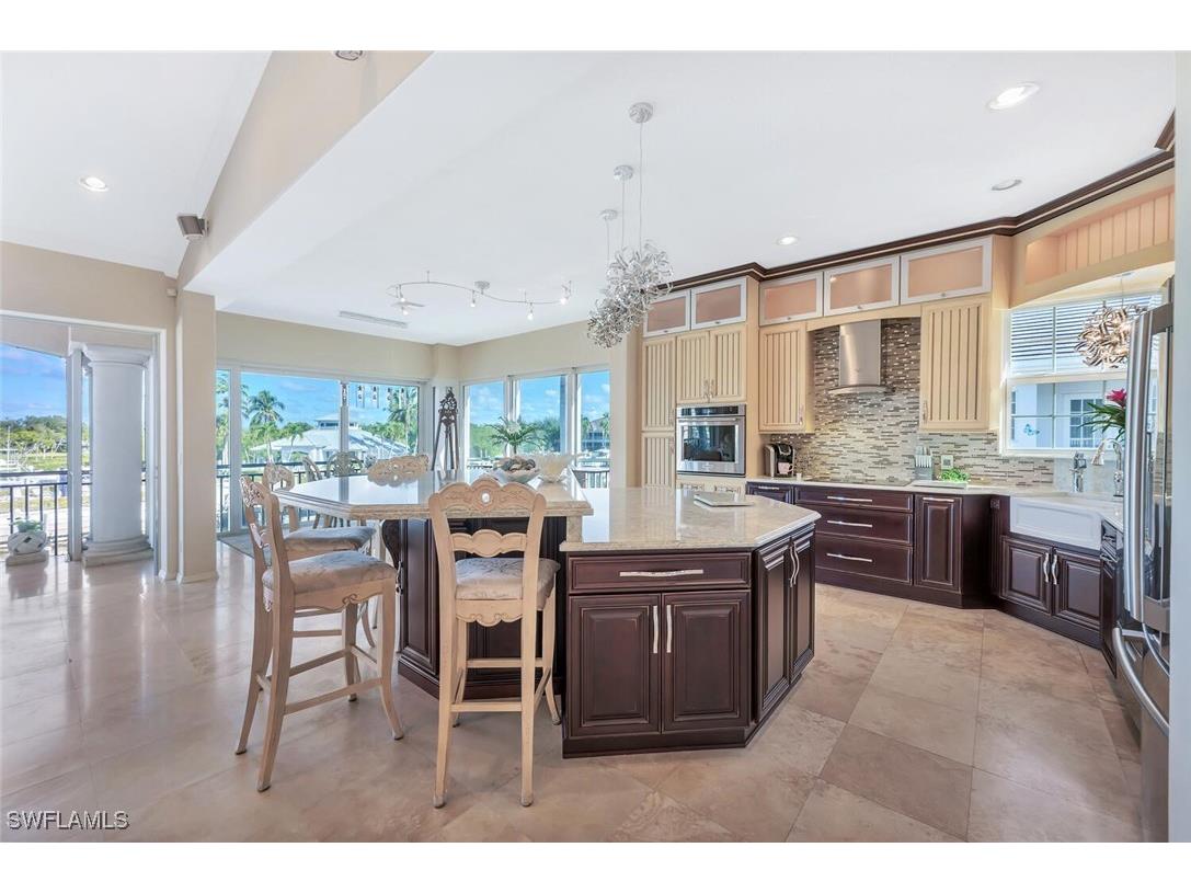 1717 Gulfstar Drive S #204 Naples FL 34112 226000993 image4